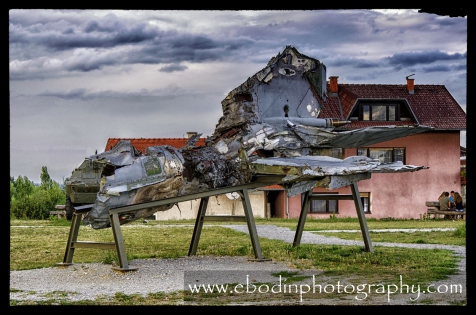 Guerre des Balkans © 2013

Karlovac en Croatie
MIG 21 ayant été abattu par les forces Croates