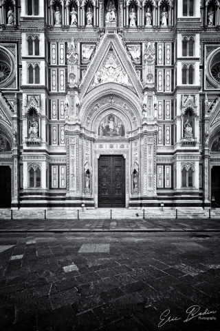 Basilica di Santa Crace di Firenze Plazza di Santa Croce
©2021 : Eric BODIN Photography