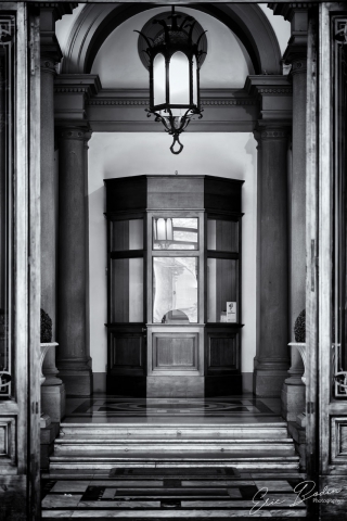 Palazzo Strozzi Via dei Tornabuoni
©2021 : Eric BODIN Photography