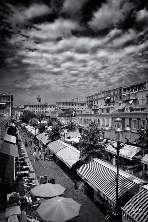 Le Cours Cours Saleya vue depuis l'escalier des Terrasses
©2022 : Eric BODIN Photography